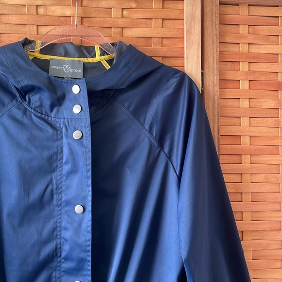 Market & Spruce Navy Rain Jacket - Picture 3 of 4